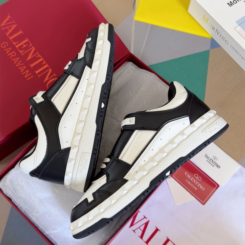 Valentino Sneakers